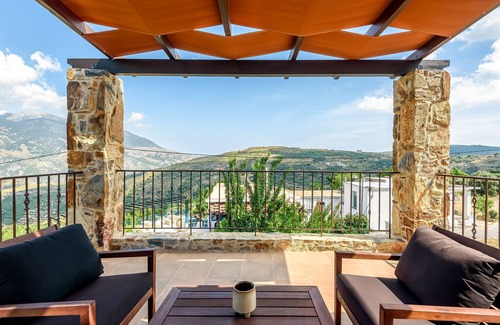 Agriles Apartment | Minos Country Living Alexander maisonete with pool