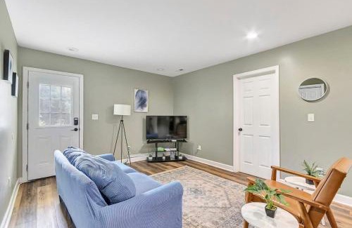 Huntsville Apartment | Mins to Downtown - Huntsville Oasis