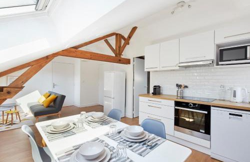 Chateaubriant Apartment | Minuit à Paris - Wifi fibre/Linge/Parking