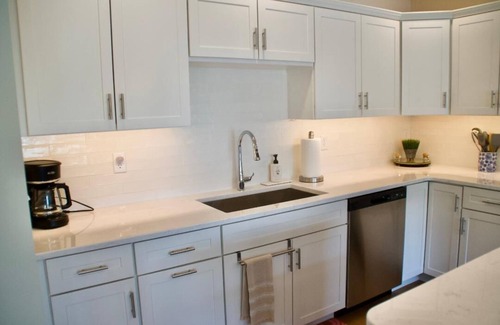 Ogunquit Condo | Minute of Peace: Brand New Spacious Condo In the Heart of OGT!