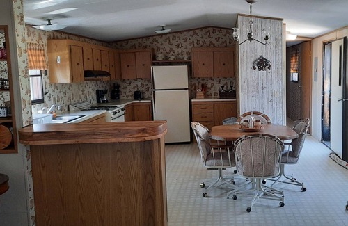 Williams House | Minutes away from most outdoor activities.