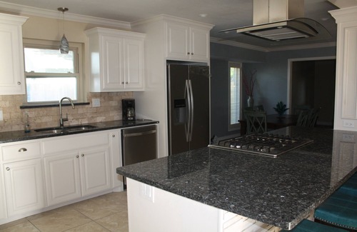 Bay Area House | MINUTES FROM BEACH, LUXURIOUS HOME, GREAT FOR FAMILIES! POOL TABLE!