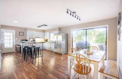 Skyland House | Minutes from downtown, Pisgah National Forest, Blue Ridge Parkway & Arboretum