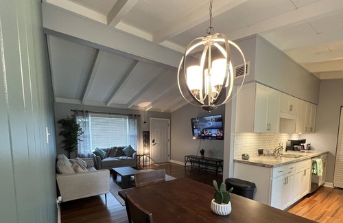 Lexington House | Minutes from Downtown, UK, Keeneland, Airport, and More!