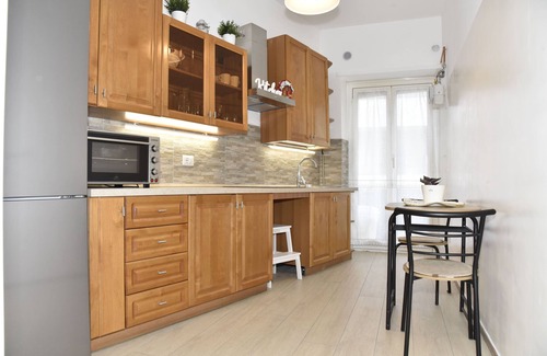 Zona XV Torre Maura Apartment | Minutes from downtown with the subway only 20 m from the house.