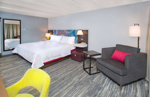 Parole Hotel | Minutes from History: Room w/Free Breakfast Near Downtown Annapolis