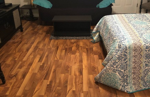 Dale Apartment | Minutes from Holiday World - Upstairs Unit - Sleeps 8