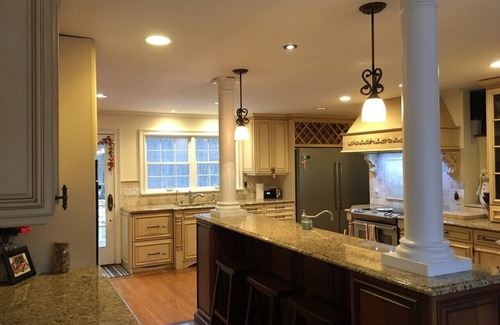 Manchester Center House | Minutes from Manchester Village/Center; near Stratton and Bromley Mtns