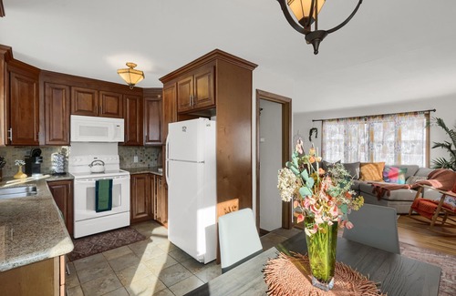 Richfield House | Minutes From Mall Of America and Airport -Single family quiet non through street