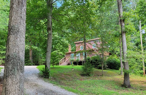 Mammoth Cave Cabin | Minutes from Mammoth Cave and Nolin Lake!
