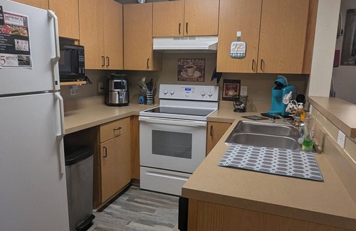 Athens Condo | Minutes from Sanford Stadium, Downtown Athens, Gated Community