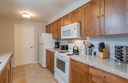 Marietta-Alderwood House | Minutes to Airport, Waterfront and Downtown Sleeps 6