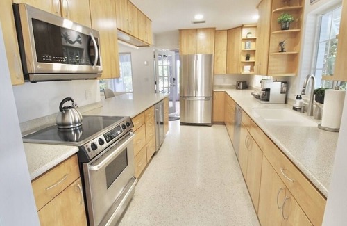 Stuart House | Minutes to Beach/Downtown Stuart with Pool & Hot Tub