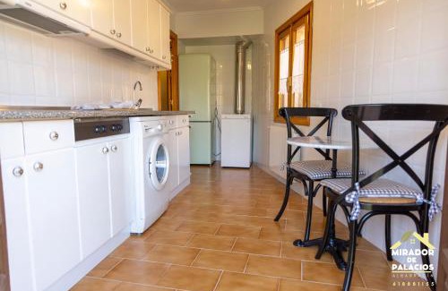 Albarracin Apartment | Mirador de Palacios- céntrico con vistas y parking cerca