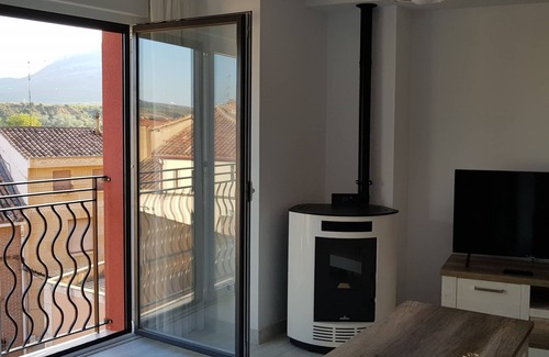 Herce Apartment | MIRADORES DEL ISASA - VIURA-NEOSENS STUDIO APARTMENT