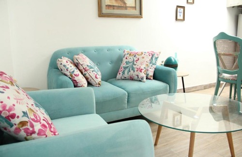 Reducto Apartment | MIRAFLORES beautiful 1 block from LARCOMAR for 11 up to 22 guests