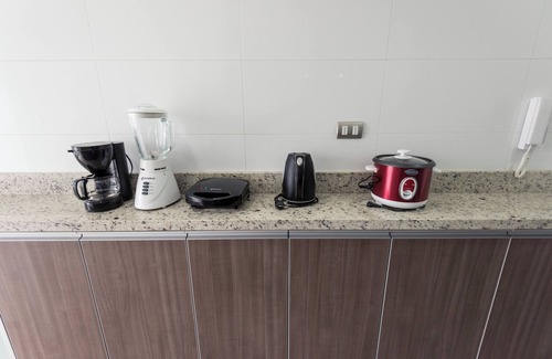 Miraflores Apartment | MIRAFLORES LUXE 2BR, POOL/AC/BALCONY