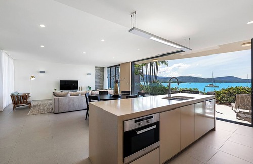 Airlie Beach Apartment | Mirage Whitsundays