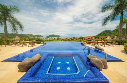 Cerro Mocho Condo | Miramar 2D 3 bdr Ocean View in Los Suenos