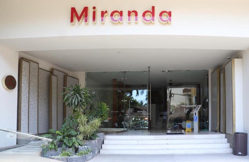 Gonzalo Guerrero Apartment | Miranda Condo at Playa del a Carmen by M&R