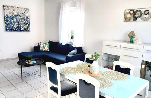 Novalja Apartment | Mirela modern apartment near the beach, Novalja