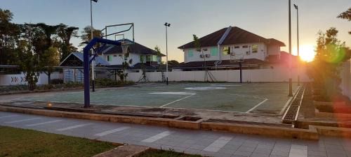 Miri Apartment | Miri Sunsky Condo Homestay 3 Rooms & 6 Guest
