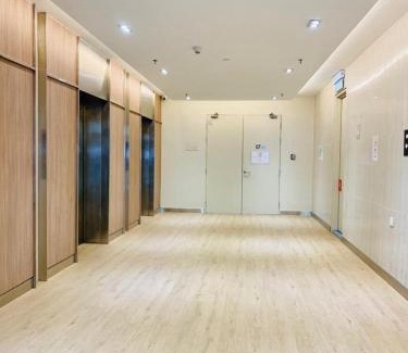 Miri Apartment | MiriTimesSquare DAJ6 Free Wi-Fi