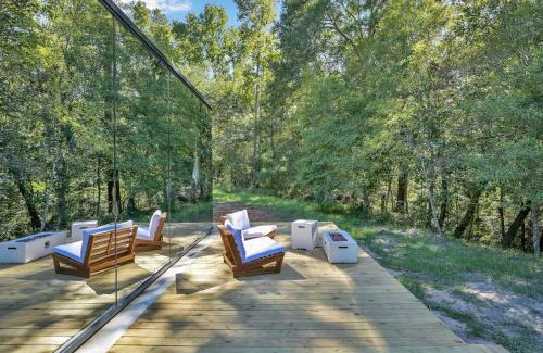 Coldspring House | Mirror Cabin & Sauna In A Forest