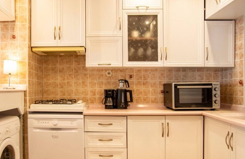 Karsiyaka Apartment | Missafir Flat with Sea View near Karsiyaka Coast