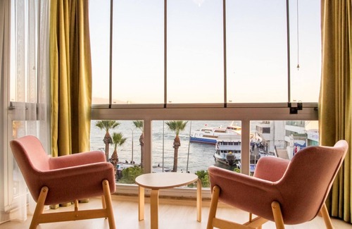 Karsiyaka Apartment | Missafir Flat with Sea View near Karsiyaka Coast