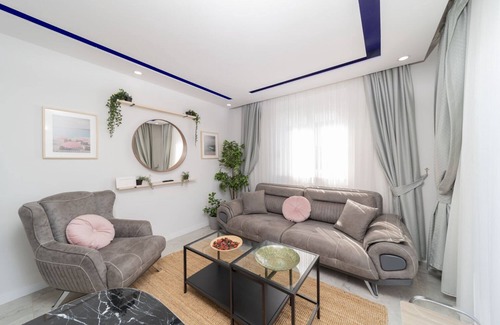 Antalya City Centre Apartment | Missafir Modern Flat near Beach in Antalya