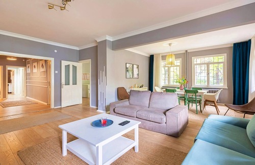 Sisli Apartment | Missafir Stylish Flat near Shopping Malls in Sisli