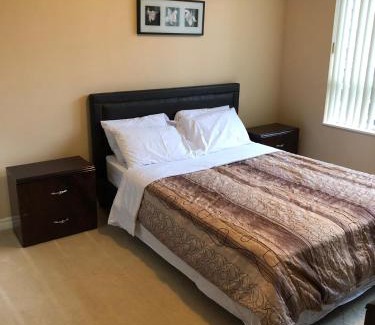 Downtown Mississauga Apartment | Mississauga Furnished Apartments