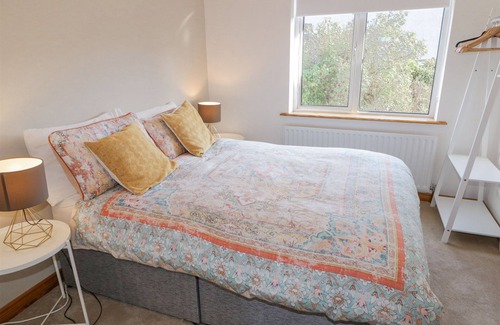 Buncrana Cottage | MISSY'S HOUSE, pet friendly in Buncrana, County Donegal