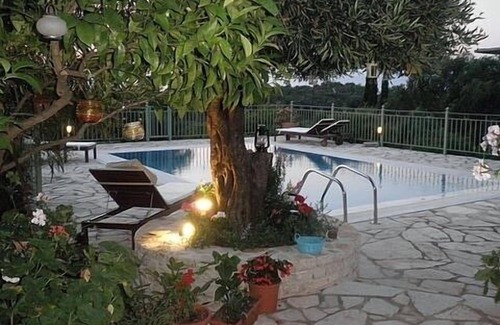 Agios Stefanos Villa | Mistral Cottage with Private Pool and Sea Views in North East of Corfu