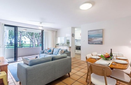 Nelson Bay Apartment | Mistral Court 2 17 Mistral Close water views and WIFI