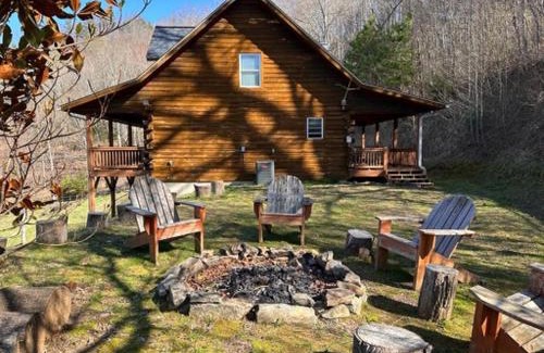 Waynesville House | Misty View Cabin