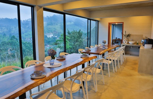 Ambagamuwa Villa | Misty Villa - Spacious 5-bedroom villa in serene Pussellawa