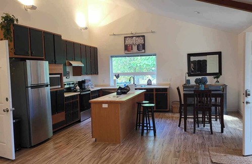 Sequim House | MistyGlen Hideaway, a private park setting Nestled near Olympic National Park.