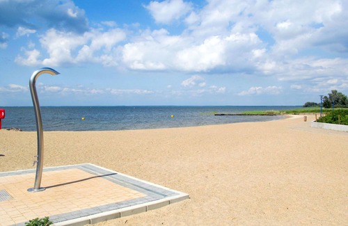 Muritz Apartment | Mitteldeck by Interhome