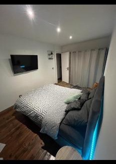 Villecresnes Villa | MK Villa moderne/Jardin exotique