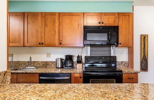 Kaanapali Condo | MKV A302 - Beach Front 2 bedroom with Garden Views