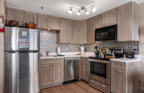 Snowshoe Condo | ML210|1BR,Ski In/Out,Ballhooter View