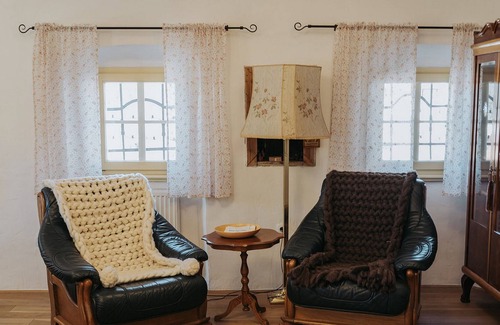 Dobrova-Polhov Gradec Apartment | Možinetova Hiša - Apartment 2