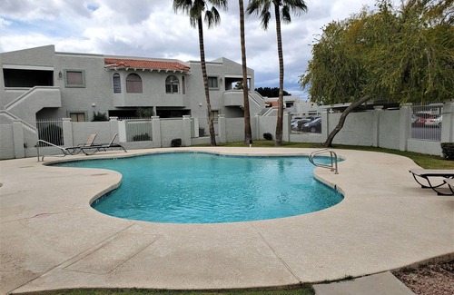Tempe Condo | Mo's Mellow Manor