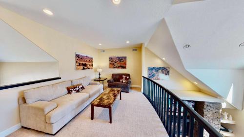 Moab South Valley House | Moab Desert Home, 4 Bedroom Private House, Sleeps 10, Pet Friendly