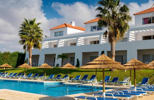 Patio Apartment | Moana 3 Apartment, Swiming Pool, Parking, Wifi, Ac, Balcony, Garden,!New!