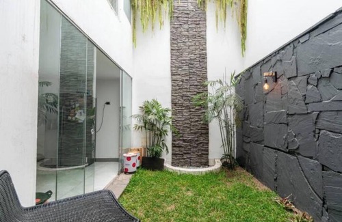 San Isidro House | Moana & Thiago's 4-bedroom townhouse in the best location in San Isidro