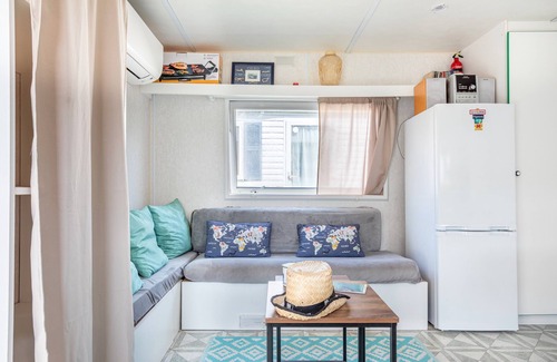 Saint-Pierre-d'Oleron RV Rental | Mobile Home 'La Belle Perrochoise De Jen' with Private Garden and Air Conditioning