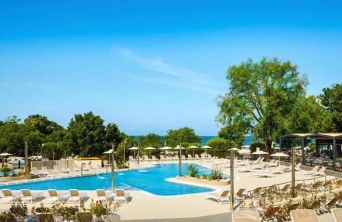 Mareda House | Mobile home in Novigrad with terrace